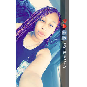 Meet your Posher, Verneisa